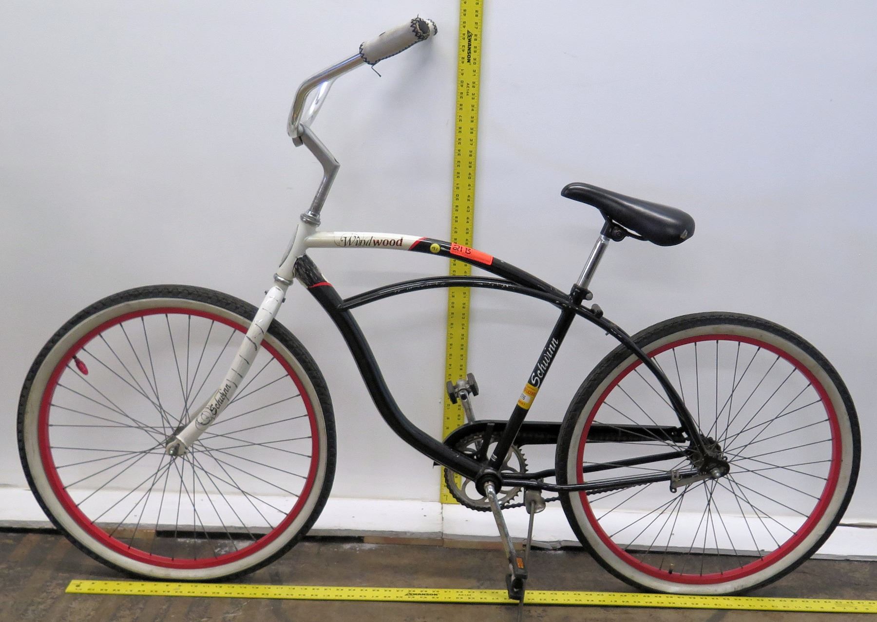 Schwinn Windwood Single Speed S5394 Road Bike w/ Coaster Brakes - Oahu