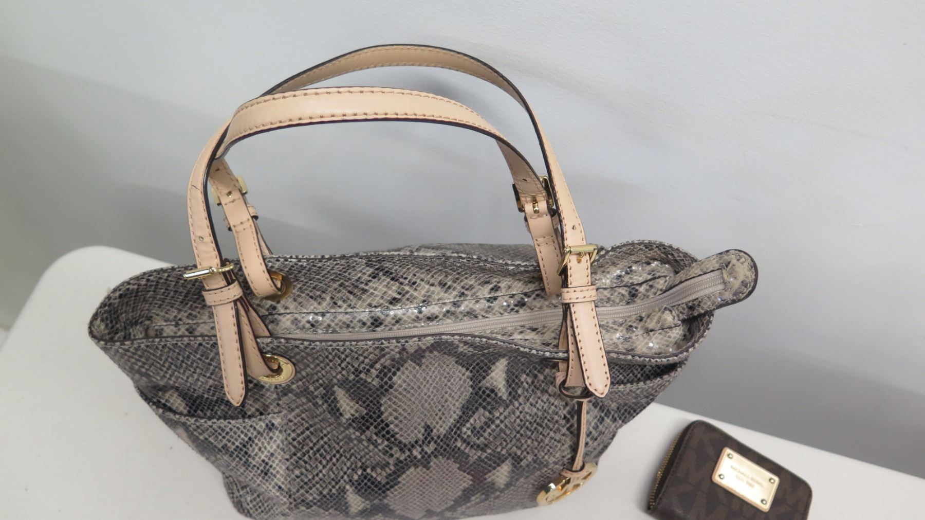 Michael kors bags snakeskin Clearance