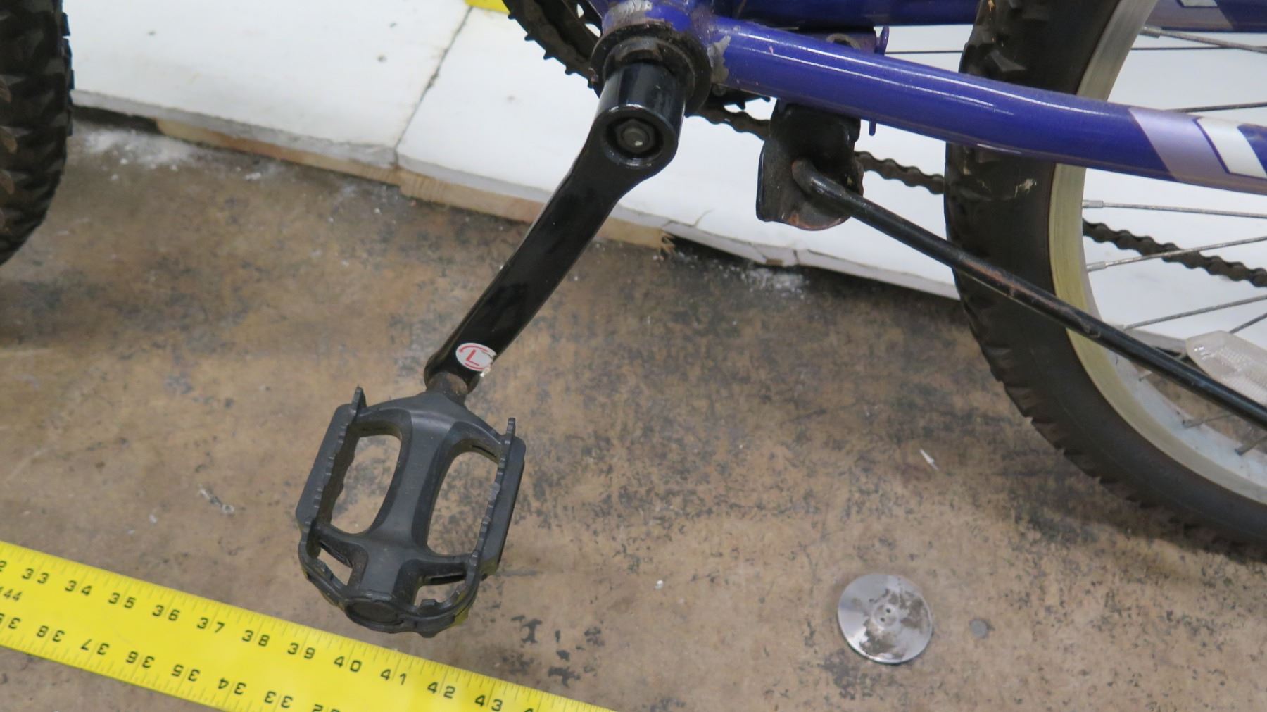 Roadmaster 24 Granite Peak Ground Assault Girl S Mountain Bike Oahu Auctions