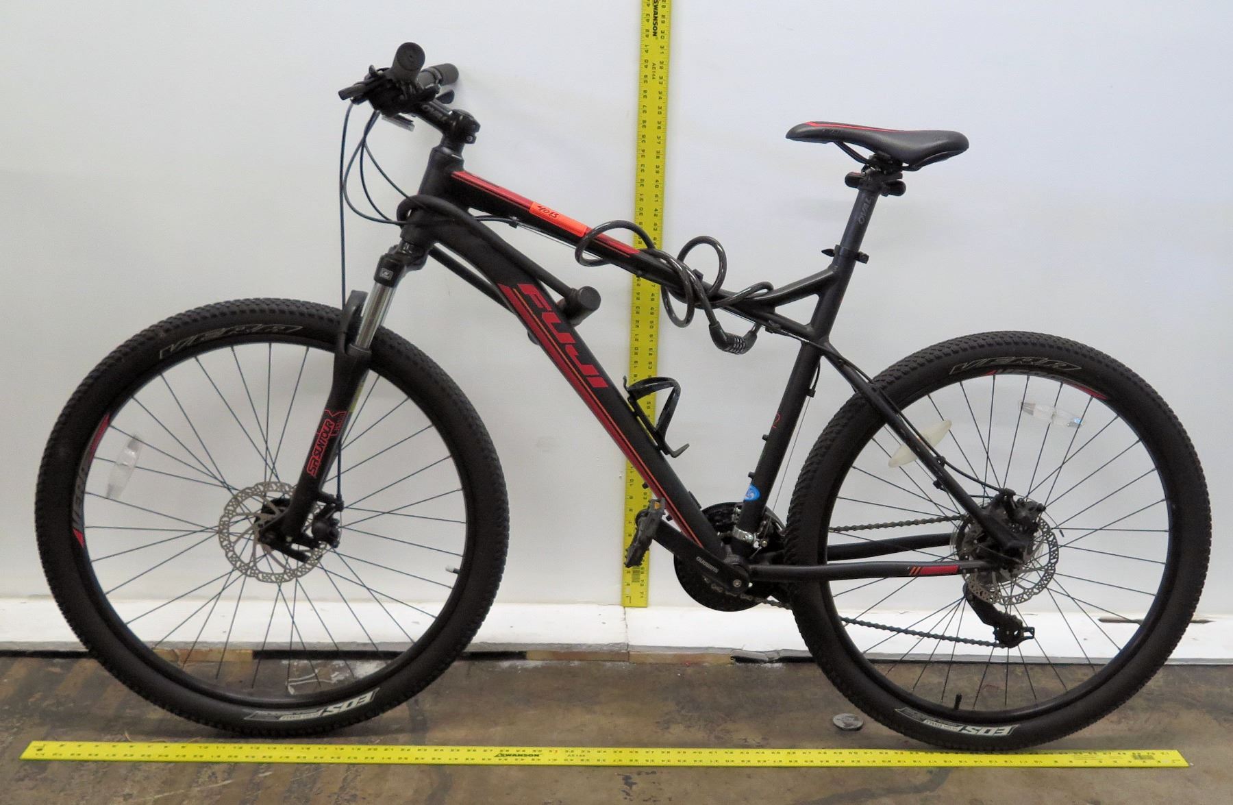 fuji mountain bike black and red