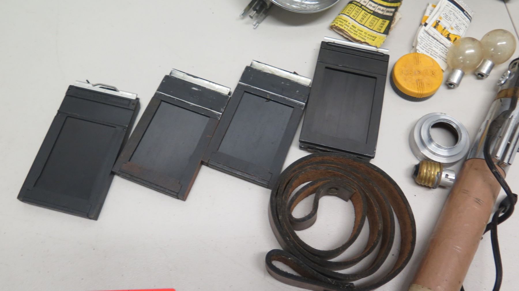 Speed Graphic Graflex Vintage Camera w/ Case, Flash & Accessories ...