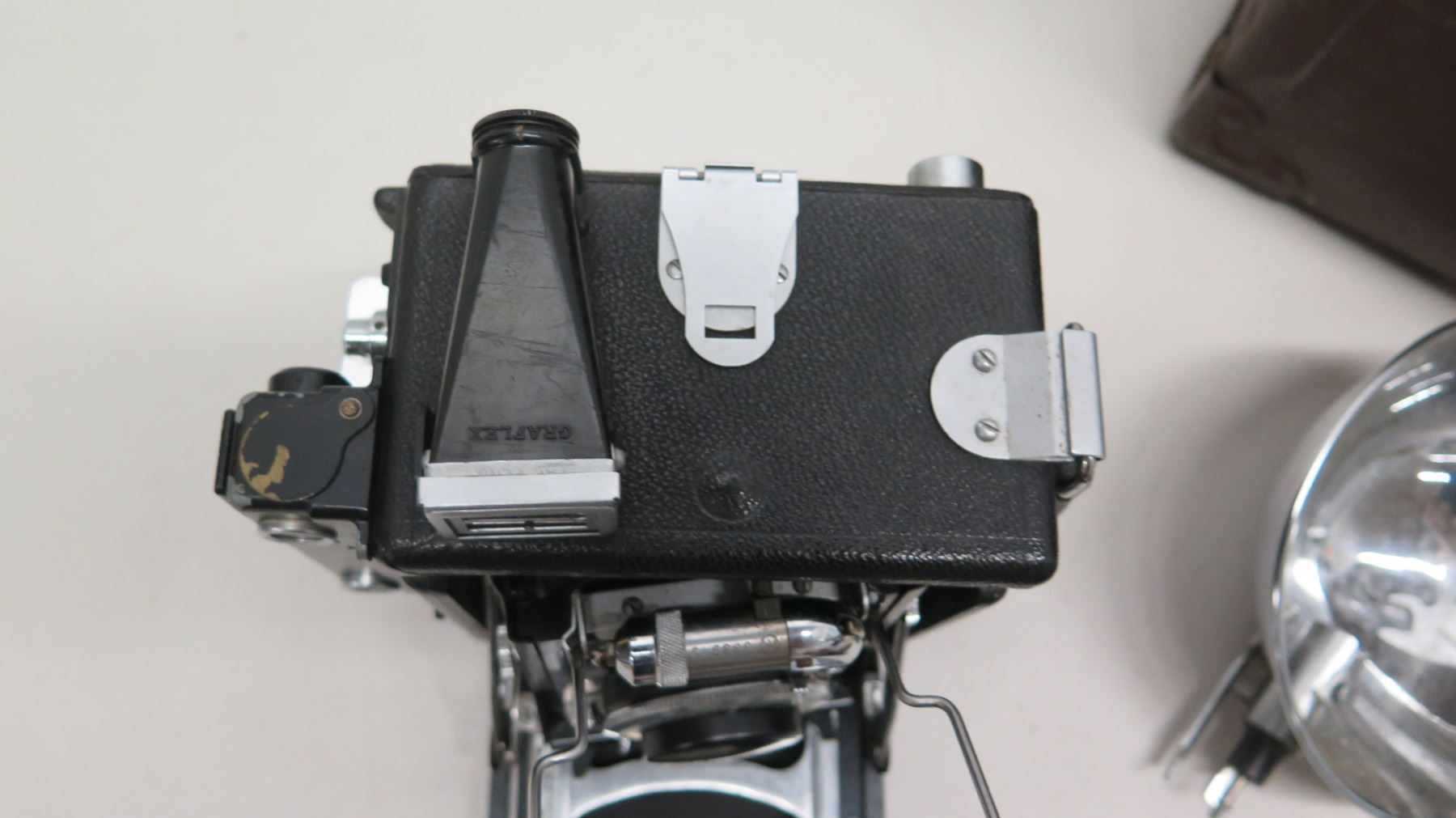 Speed Graphic Graflex Vintage Camera w/ Case, Flash & Accessories ...