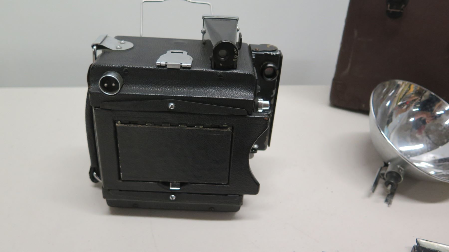 Speed Graphic Graflex Vintage Camera w/ Case, Flash & Accessories ...