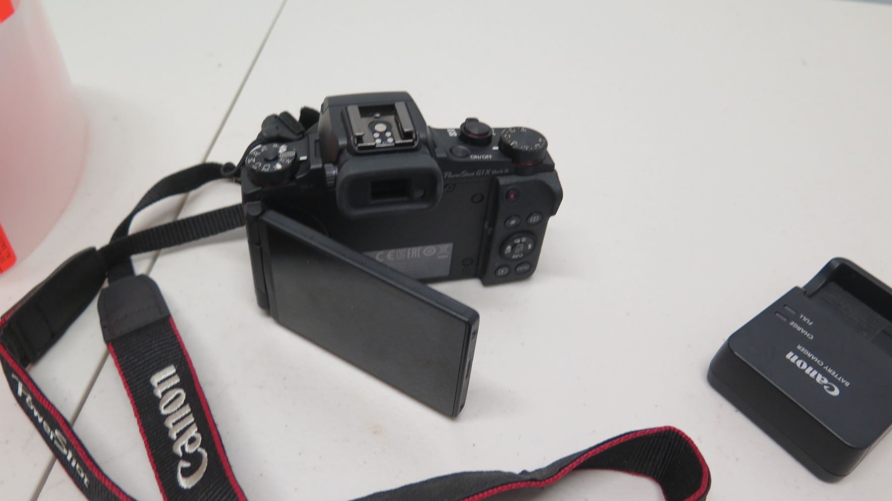 Canon Powershot G1X Compact Digital Camera 3x15 Zoom Lens Canon Powershot G1X Compact Digital Camera 3x15 Zoom Lens