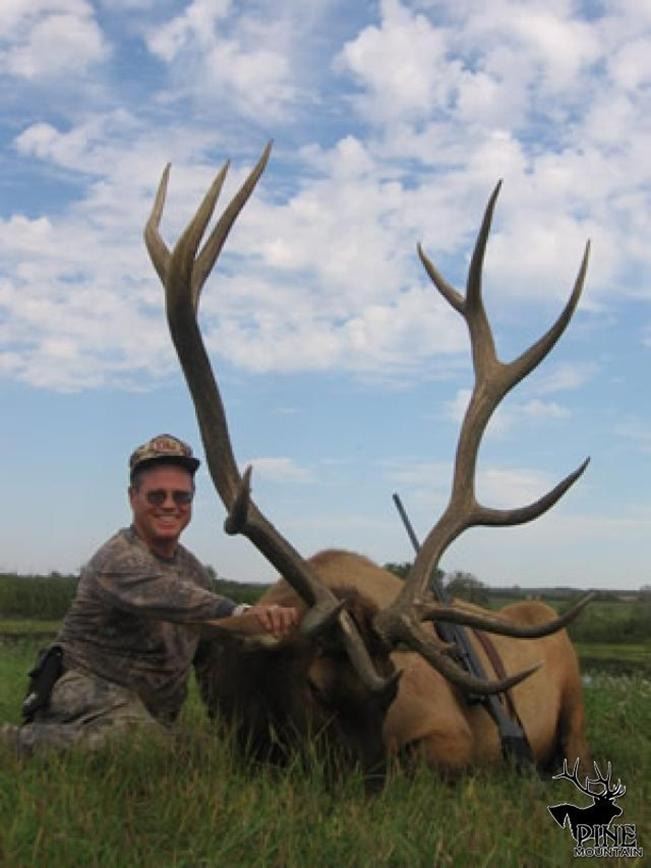 Pine Mountain Outfitters 2 Day Elk Hunt in Northern Saskatchewan