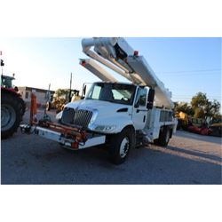 2010 INTERNATIONAL 4300 BUCKET TRUCK