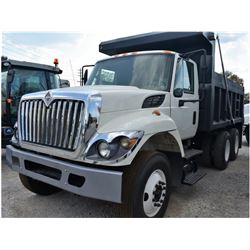 2014 INTERNATIONAL 7400 DUMP TRUCK