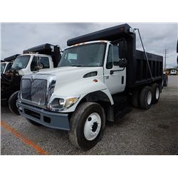 2006 INTERNATIONAL 7400 DUMP TRUCK