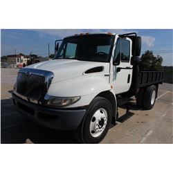 2009 INTERNATIONAL 4300 FLATBED TRUCK