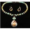 Image 3 : Queen Helmet Shell Necklace & Earrings