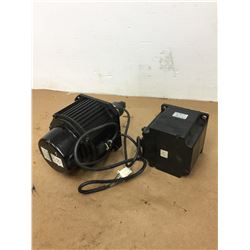 (2) Yaskawa SGMPH-08A1A-YR11 & SGMDH-12A2A-YR13 Servo Motor