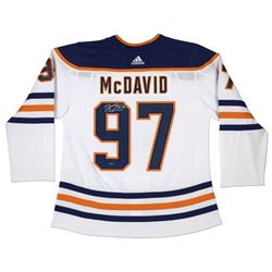Connor McDavid Signed Edmonton Oilers Jersey (UDA COA)