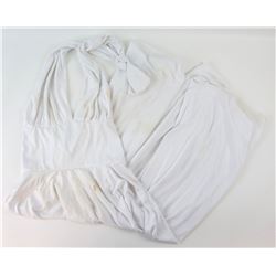 A white dress worn by Anna Nicole Smith during a 1993 Playmate of the Year announcement party.Proven