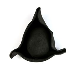 Quantity of assorted props and replica props including Harry Potter, Lord of the Rings, Doctor Who, 