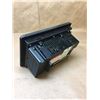 Image 2 : Allen-Bradley 2711-B6C8 PanelView 600