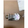 Image 4 : (5) Allen-Bradley 871D-BW2N260-R3 Cylinder Position Sensor