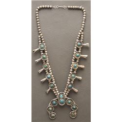 NAVAJO INDIAN NECKLACE