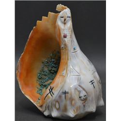 ZUNI INDIAN SHELL  SCULPTURE  (KEVIN QUAM)