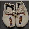 Image 1 : PLAINS INDIAN BABY MOCCASINS
