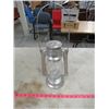 Image 1 : BARN LANTERN