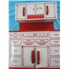 Image 2 : GENERAL METAL TOYS (MADE IN CANADA) *TIN STOVE*