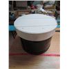 Image 1 : ROUND CHEESE BOX WITH LID (13" X 17")