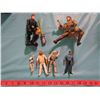 Image 1 : LOT OF ASSORTED STAR WARS FIGURINES