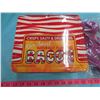 Image 2 : LUNCH BOX AND BEANIE BABIES