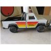 Image 8 : BOX OF ASSORTED TOY VEHICLES