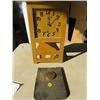 Image 1 : MISSION STYLE OAK CLOCK