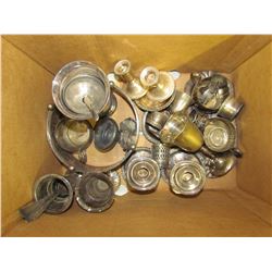 LOT OF ASSORTED SILVER PIECES (PLATTERS, CUPS)