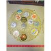 Image 2 : LOT OF ASSORTED PINS & BUTTONS