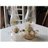 Image 2 : LOT OF 2 COAL OIL FINGER LAMPS