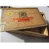 Image 2 : LOT OF 2 CIGAR BOXES (ONE HAS BROKEN LID)