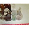 Image 2 : LOT OF 12 GLASS ITEMS (JUG, BOTTLES)
