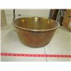 Image 2 : BRASS POT (14" DIAMETER)