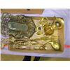 Image 1 : LOT OF 12 PIECES OF ASSORTED BRASS