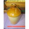 Image 2 : ONE GALLON JUG (CROCKERY 1945)