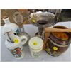 Image 1 : LOT OF ASSORTED GLASS ITEMS
