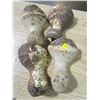 Image 2 : LOT OF CAST IRON BATHTUB LEGS (2 SETS OF 4)