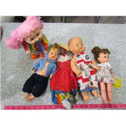 LOT OF ASSORTED DOLLS