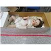Image 1 : 1 DOLL (IN CARDBOARD DISPLAY BOX)