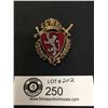Image 1 : A Vintage Enamel Lion + Crown Broach