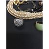 Image 2 : Lot of Vintage Costume Jewelry
