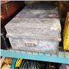 Image 1 : METAL TRUNK W/ LATCH
