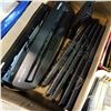 Image 2 : LOT OF KEYBOARDS AND BLUE RAY DISC PLAYER