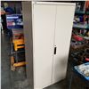 Image 3 : METAL CABINET