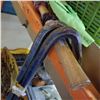 Image 2 : 2 CROWBARS