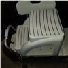 Image 2 : BATH ASSIST CHAIR AND 2-STEP STOOL