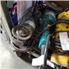 Image 2 : 2 MAKITA ANGLE GRINDERS